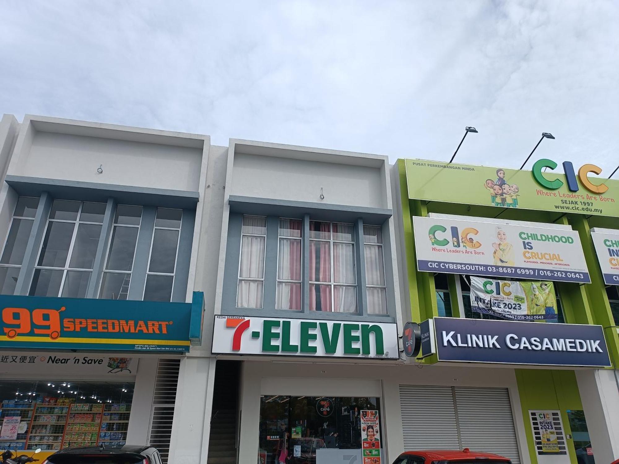 Aisy Homestay Putrajaya Cyberjaya Klia Kampung Dengkil Esterno foto